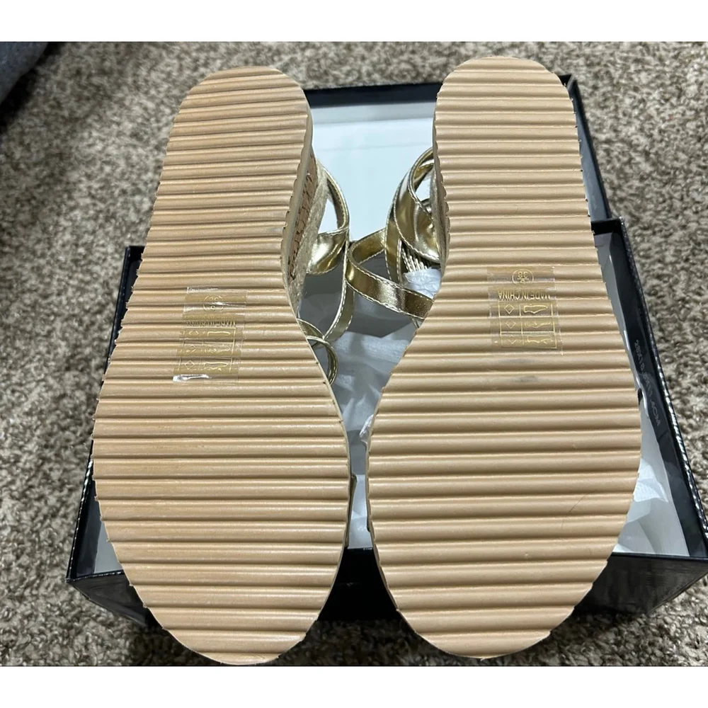 New with box PrettyLittleThing Espadrilles Lace Up Platform Sandals size 7 US